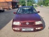 Volkswagen Vento 1995 года за 1 000 000 тг. в Алматы – фото 3