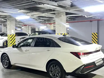Hyundai Elantra 2025 года за 10 000 000 тг. в Алматы – фото 3