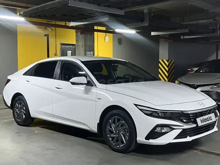 Hyundai Elantra 2025 года за 10 000 000 тг. в Алматы – фото 4