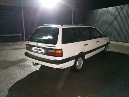 Volkswagen Passat 1993 года за 1 800 000 тг. в Шымкент – фото 5