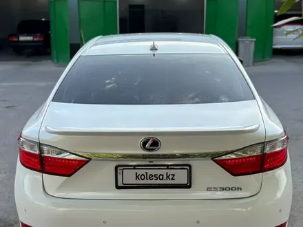 Lexus ES 300h 2014 года за 8 400 000 тг. в Актау – фото 5
