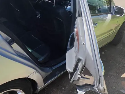 Mercedes-Benz C 200 2001 года за 2 500 000 тг. в Алматы – фото 11