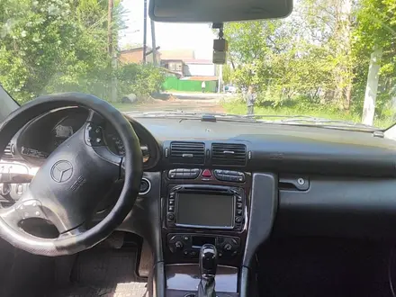 Mercedes-Benz C 200 2001 года за 2 500 000 тг. в Алматы – фото 13