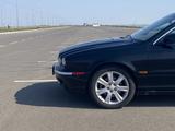 Jaguar X-Type 2003 года за 1 900 000 тг. в Актау – фото 2