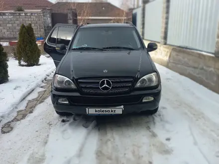 Mercedes-Benz ML 320 2002 года за 3 500 000 тг. в Алматы