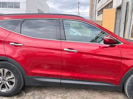 Hyundai Santa Fe 2016 года за 5 000 000 тг. в Уральск – фото 4