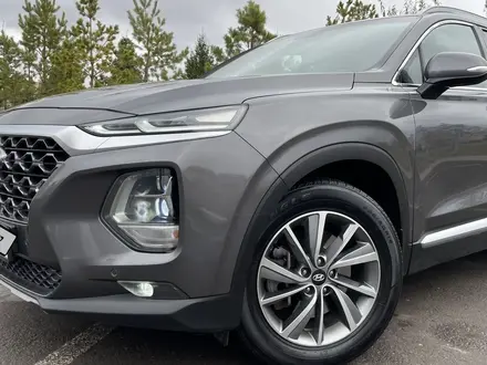 Hyundai Santa Fe 2019 года за 13 800 000 тг. в Астана – фото 3