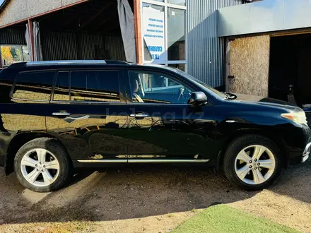 Toyota Highlander 2012 года за 13 500 000 тг. в Астана – фото 3