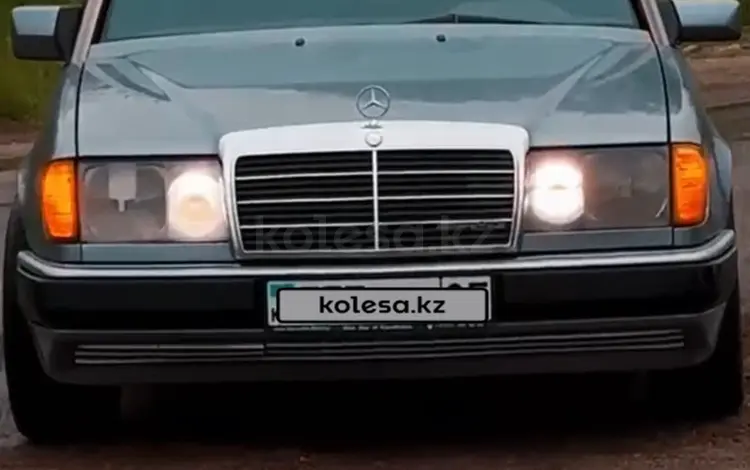 Mercedes-Benz E 220 1992 года за 3 150 000 тг. в Алматы