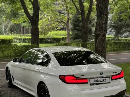 BMW 530 2023 года за 30 000 000 тг. в Алматы – фото 4