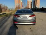 Hyundai Elantra 2018 года за 7 499 000 тг. в Алматы – фото 2