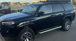 Toyota 4Runner 2014 года за 17 200 000 тг. в Актау – фото 3