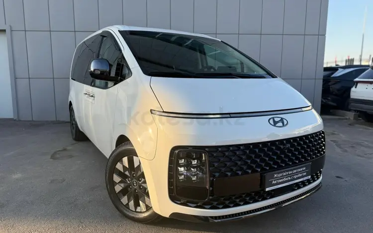 Hyundai Staria 2023 года за 21 990 000 тг. в Шымкент