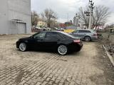 Toyota Camry 2010 года за 7 500 000 тг. в Актобе – фото 4