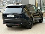 Land Rover Range Rover SE 2025 года за 111 734 000 тг. в Алматы – фото 4