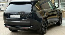 Land Rover Range Rover SE 2025 года за 111 734 000 тг. в Алматы – фото 4