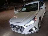 Hyundai Sonata 2017 года за 8 500 000 тг. в Атырау – фото 3