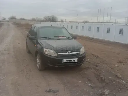 ВАЗ (Lada) Granta 2190 2014 года за 2 000 000 тг. в Караганда – фото 2