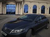 Volkswagen Passat CC 2014 года за 7 300 000 тг. в Жанаозен