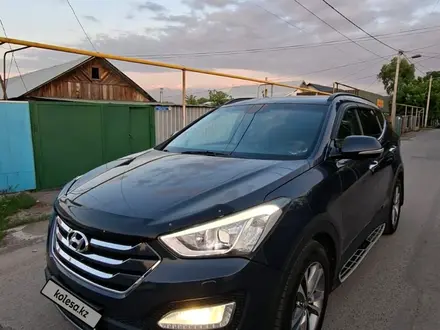 Hyundai Santa Fe 2014 года за 9 000 000 тг. в Алматы