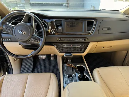 Kia Carnival 2019 года за 16 500 000 тг. в Алматы – фото 5