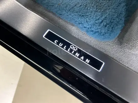Rolls-Royce Cullinan 2023 года за 230 000 000 тг. в Алматы – фото 14