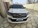 Toyota Land Cruiser 2020 года за 42 000 000 тг. в Атырау