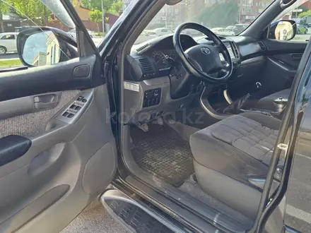 Toyota Land Cruiser Prado 2006 года за 9 000 000 тг. в Астана – фото 16