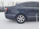 Volkswagen Passat 2006 года за 3 990 000 тг. в Костанай – фото 3