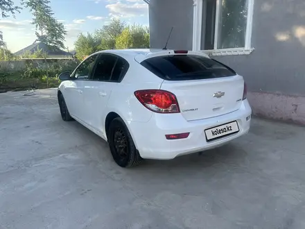 Chevrolet Cruze 2013 года за 3 500 000 тг. в Шиели – фото 4