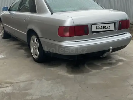 Audi A8 1996 года за 1 900 000 тг. в Теренозек – фото 2