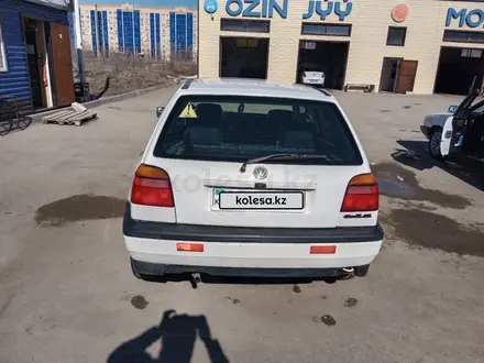 Volkswagen Golf 1993 года за 1 300 000 тг. в Актобе