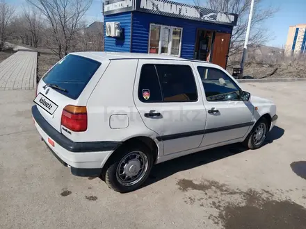 Volkswagen Golf 1993 года за 1 300 000 тг. в Актобе – фото 4
