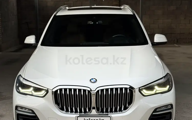 BMW X5 2019 года за 32 000 000 тг. в Шымкент