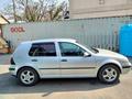 Volkswagen Golf 2001 года за 2 100 000 тг. в Алматы – фото 2