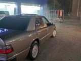 Mercedes-Benz E 230 1992 годаүшін2 300 000 тг. в Алматы – фото 4