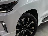 Lexus LX 570 2021 годаүшін63 000 000 тг. в Астана – фото 3