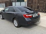 Toyota Camry 2014 годаүшін10 600 000 тг. в Шымкент – фото 3