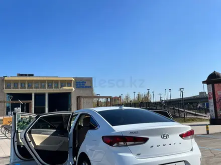 Hyundai Sonata 2017 годаүшін8 300 000 тг. в Астана – фото 6
