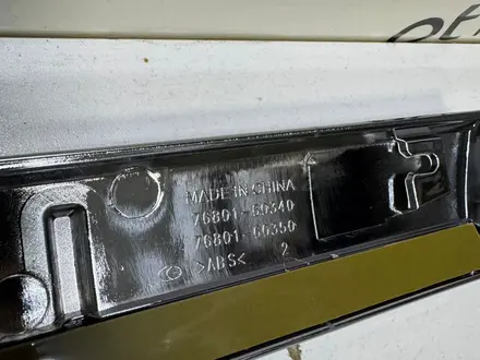 Молдинг крышки багажника на Land Cruiser 200 2016-21 (Дубликат) за 25 000 тг. в Астана – фото 3