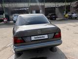 Mercedes-Benz E 200 1991 года за 1 300 000 тг. в Шымкент – фото 5