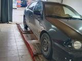 Toyota Avensis 1998 годаүшін1 000 000 тг. в Актобе – фото 3