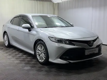 Toyota Camry 2018 года за 10 300 000 тг. в Алматы – фото 19