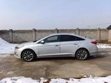 Hyundai Sonata 2015 годаfor7 455 000 тг. в Шымкент – фото 2