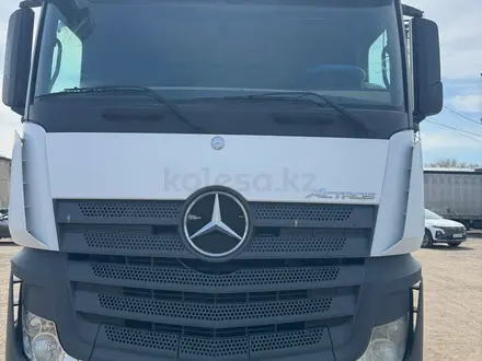 Mercedes-Benz  Actros 2015 года за 16 000 000 тг. в Караганда