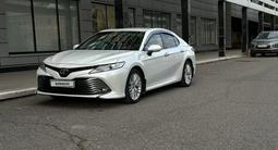 Toyota Camry 2019 года за 15 900 000 тг. в Астана