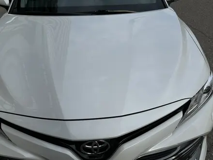 Toyota Camry 2019 года за 15 900 000 тг. в Астана – фото 5