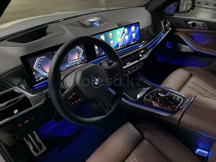 BMW X5 2024 года за 48 500 000 тг. в Алматы – фото 11