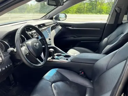 Toyota Camry 2020 года за 14 200 000 тг. в Павлодар – фото 18