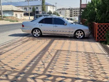 Mercedes-Benz E 320 2000 года за 5 500 000 тг. в Кызылорда – фото 10
